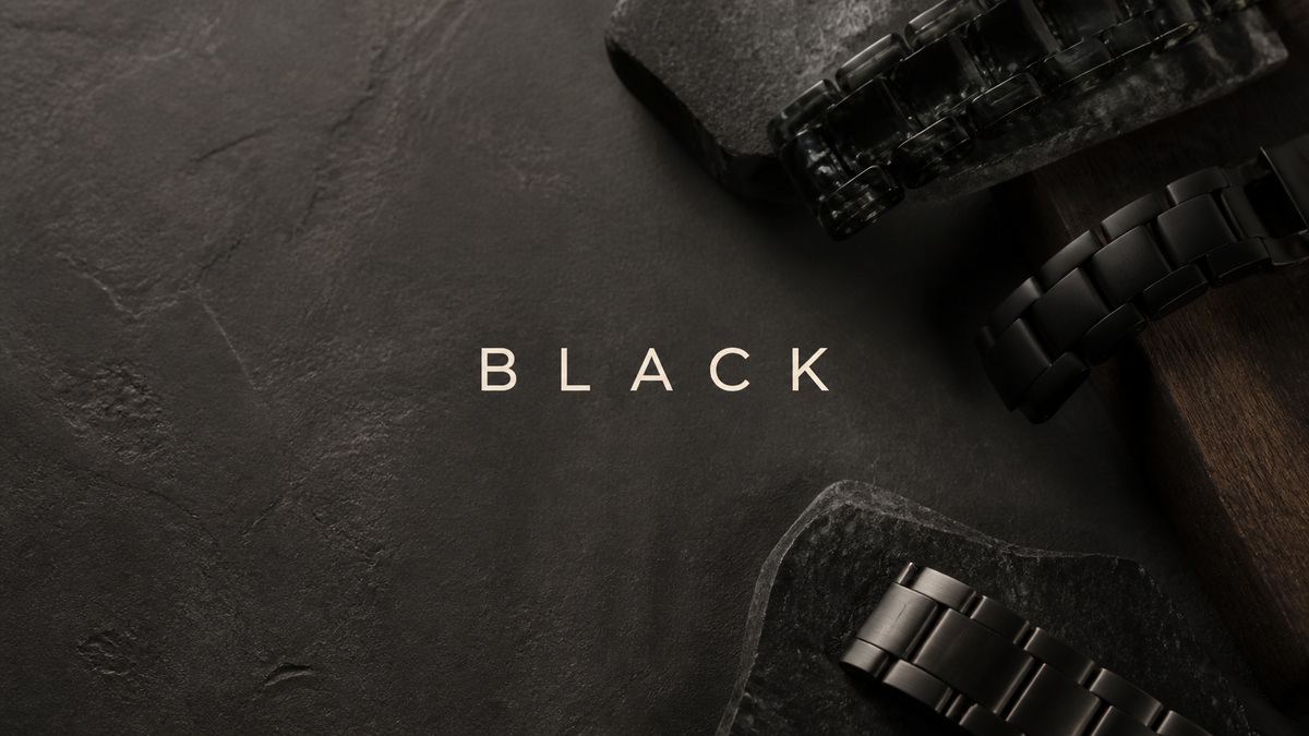 ブラック