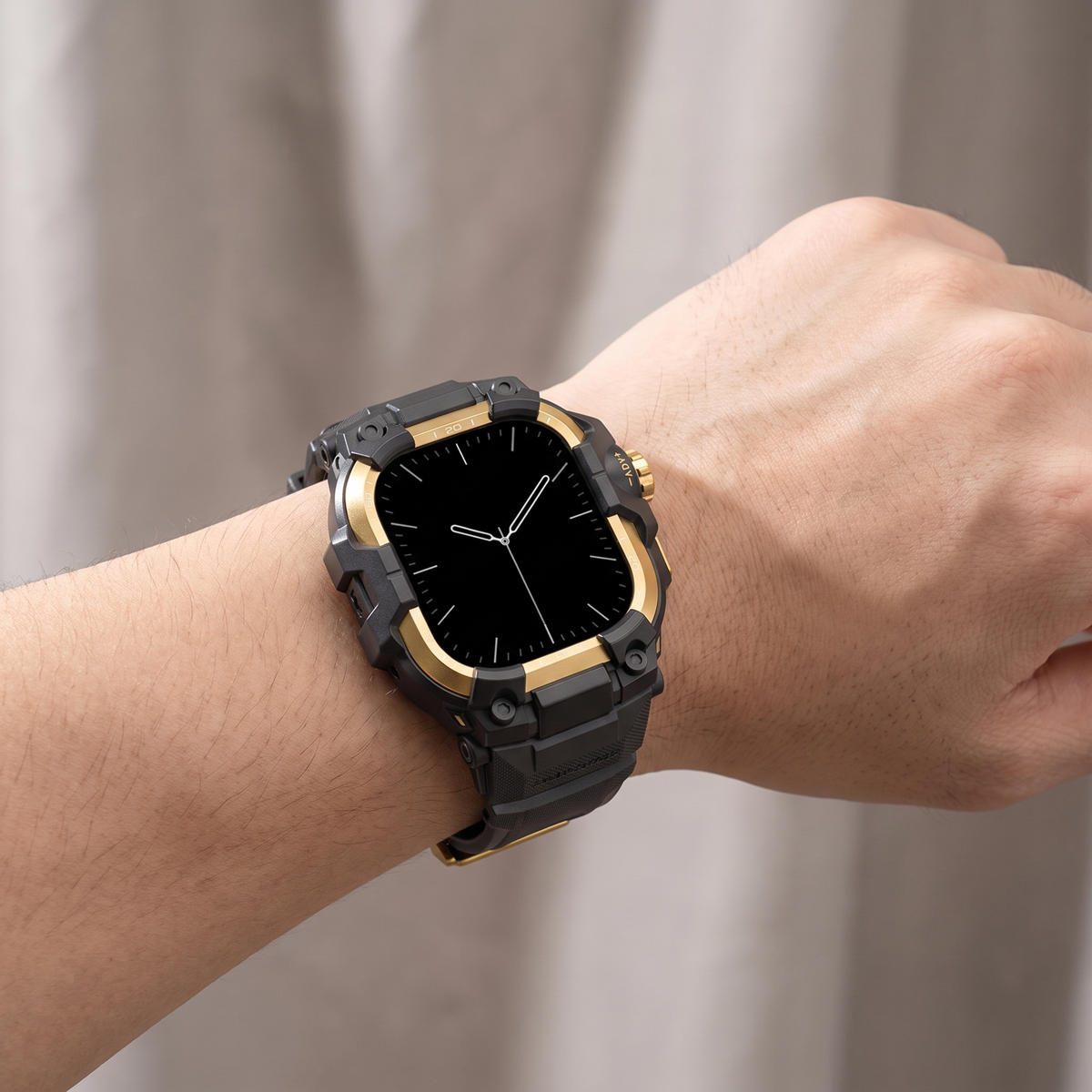 TIC-CI-015 wrist 02