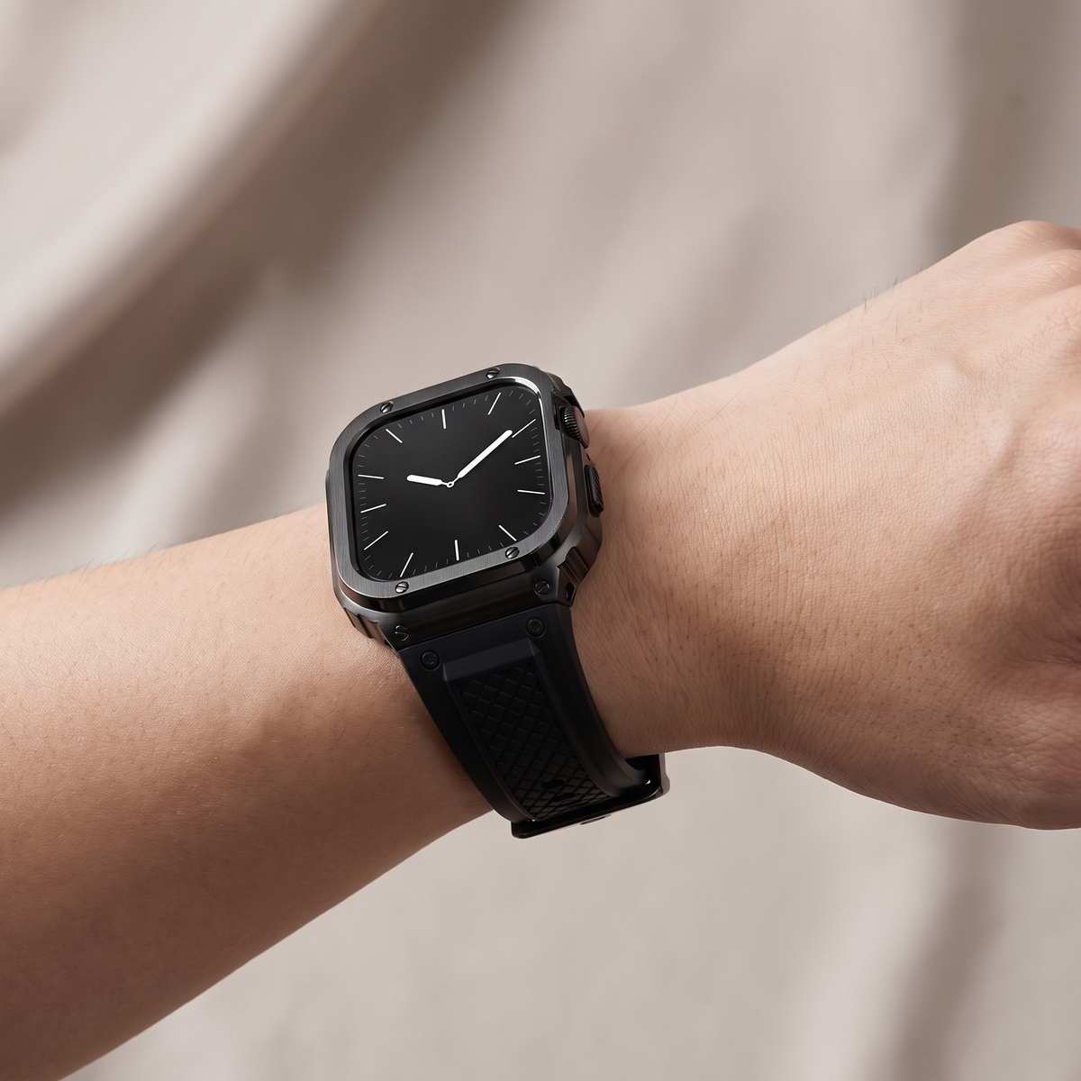 TIC-CI-018 wrist 03