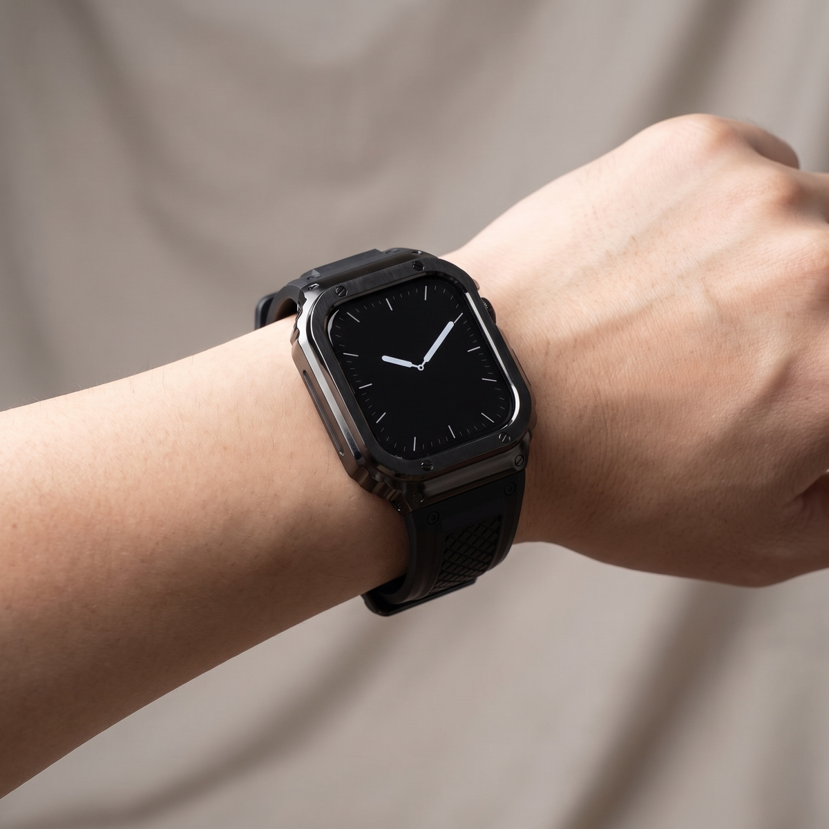 TIC-CI-018 wrist 02