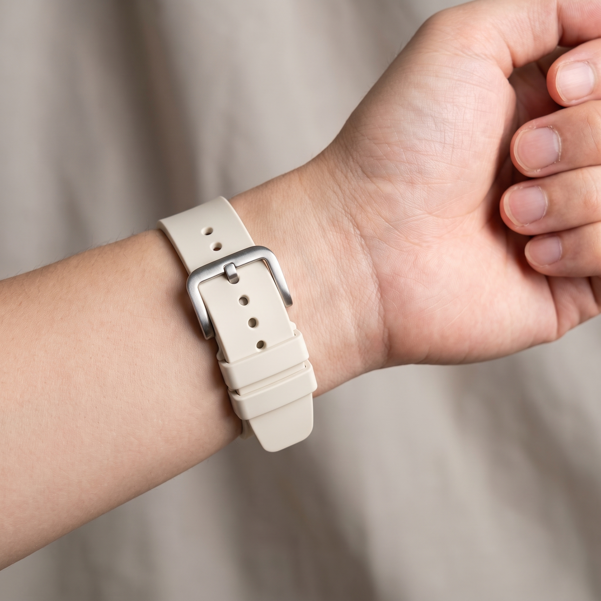 TIC-CI-034 wrist 04 buckle