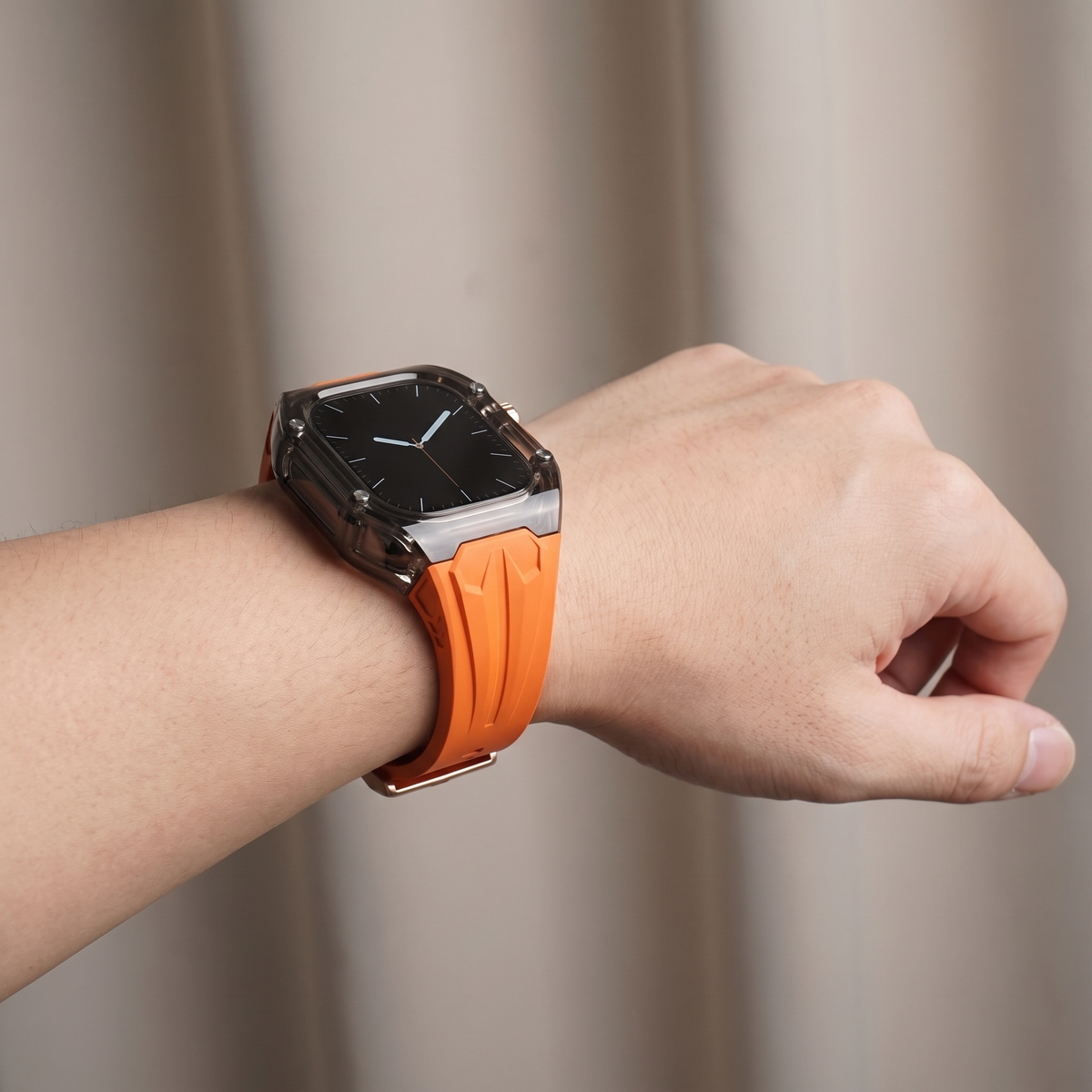 TIC-CI-038 wrist 03
