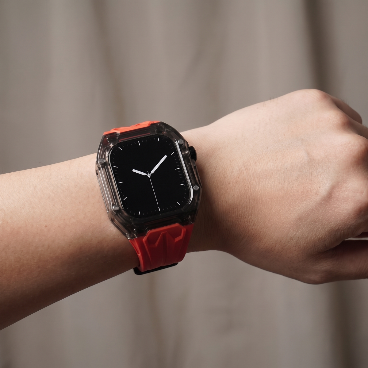 TIC-CI-042 wrist 01