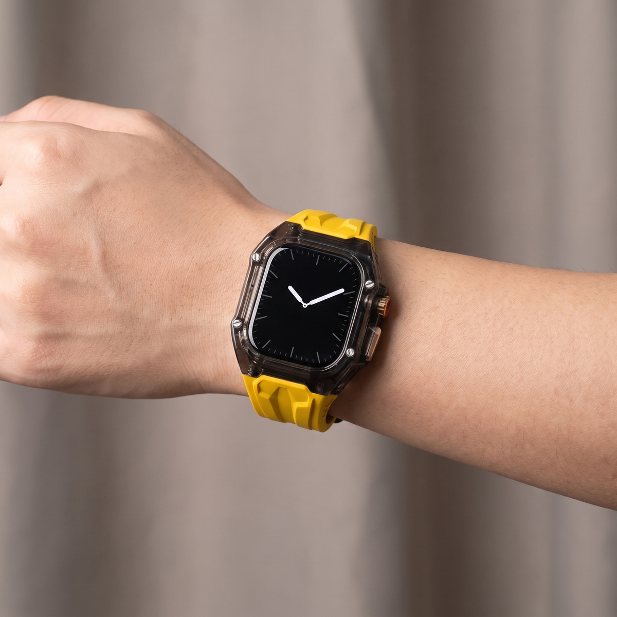 TIC-CI-043 wrist 01