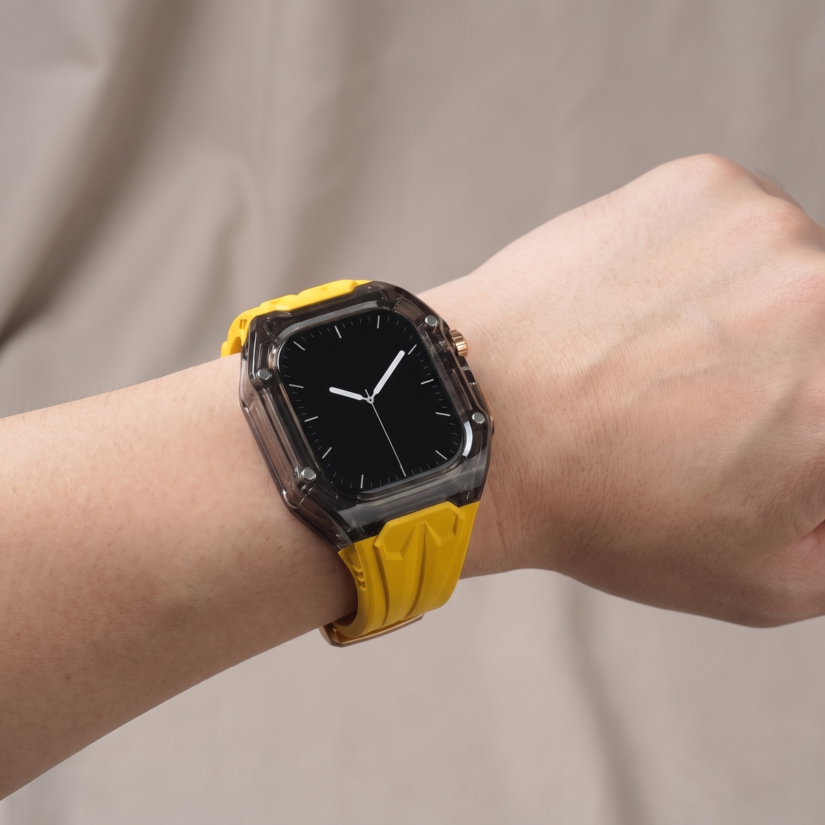 TIC-CI-044 wrist 02